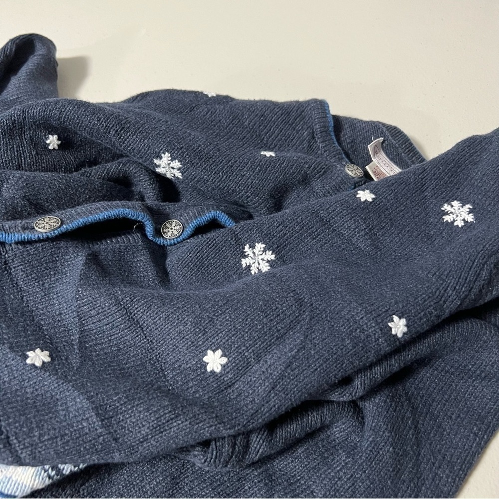 Northern Reflections Holiday Cardigan Sweater Cardinal & Snow Embroidered - Picture 4 of 7